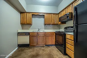 3690 N Country Club Rd #1034 — Photo 6