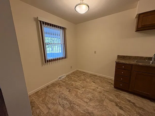 207 S Pfeffer Rd #0 — Photo 3