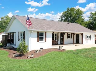 210 Moreland Ave, Shelbyville, TN 37160