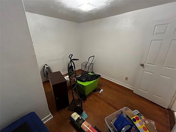 5th image of 415 Model St