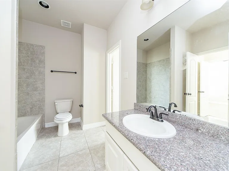 5115 Kenton Place Ln — Photo 24