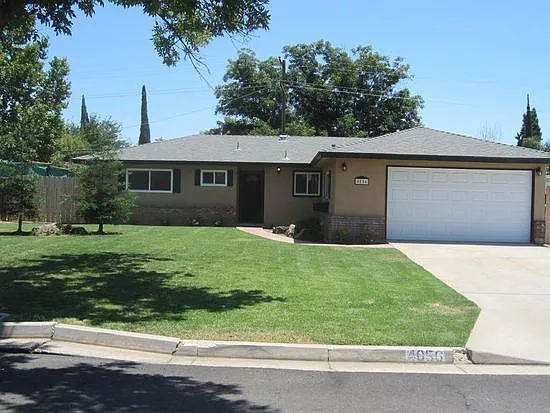 4056 N Argyle Ave photo 1