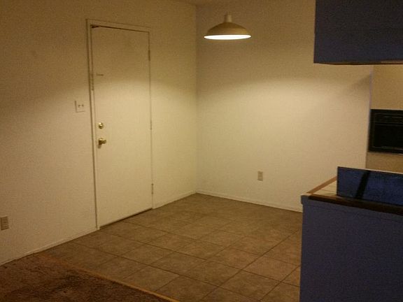 4th image of 3715 Moonbeam Dr