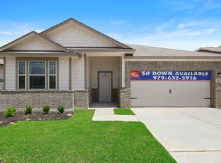 2 Lago Ct, Angleton, TX 77515
