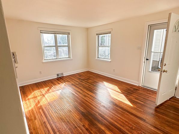 221 Berkley Rd APT B19