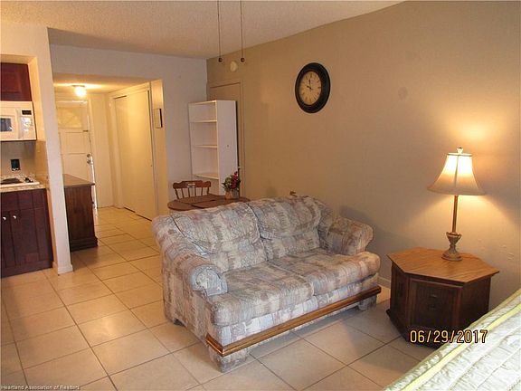 4th image of 211 Golf Villas Ct NW