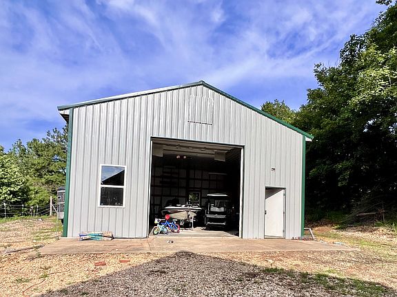 4th image of 111 Gus Wallace Rd