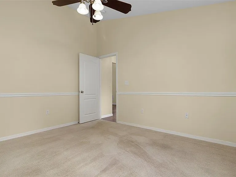 2936 Twin Oaks Dr — Photo 34