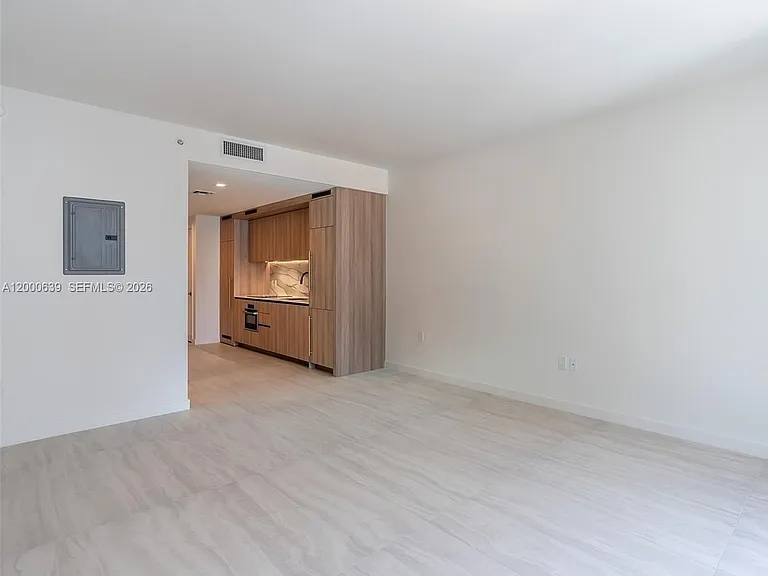 77 SE 5th St #1812 — Photo 7