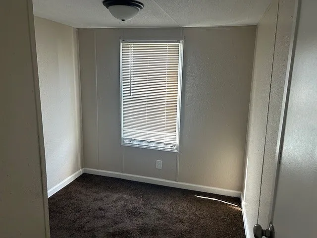 1050 Ross Ln #29 — Photo 8