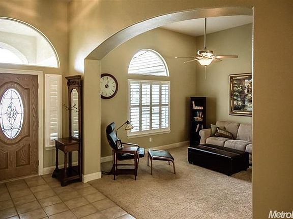 4th image of 11328 Valley Springs Dr