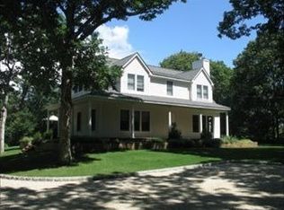 35 Rose Hill Rd, Southampton, NY 11968