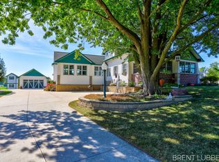 6348 Ransom St, Zeeland, MI 49464