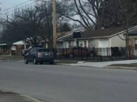 Exterior Neighborhood (street photo)