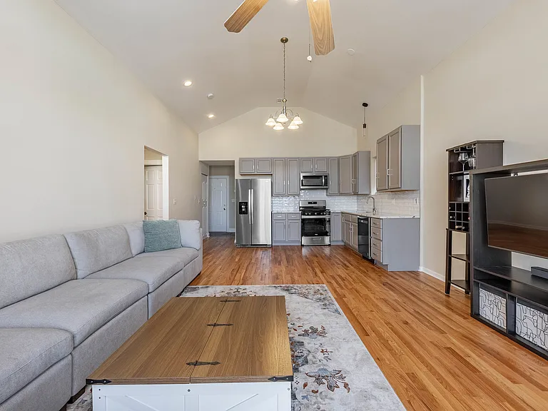 5933 W Huron St #3N — Photo 7