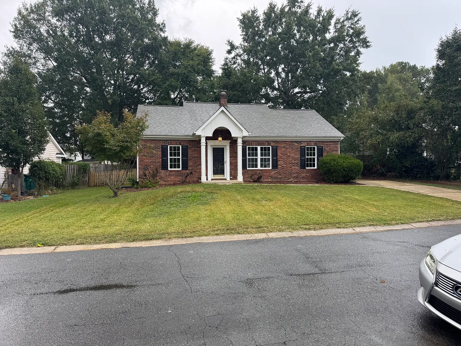 3 bed, 1224 sqft, $1,950 — Photo 1