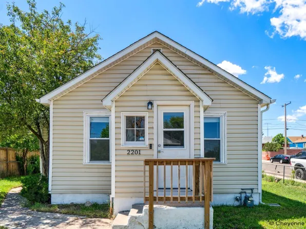 2201 E 11th St, Cheyenne, WY 82001
