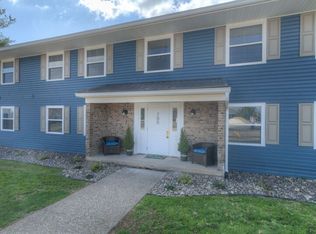 1400 Highland Dr APT 704, Saint Albans, WV 25177