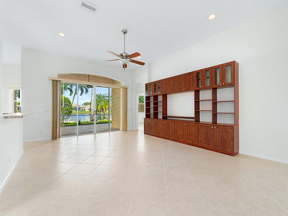 4th image of 7173 Lorenzo Lane