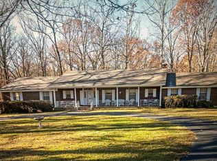 6849 Village Dr, Pine Bluff, AR 71603