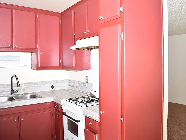 4167 Cherokee Ave — Photo 7