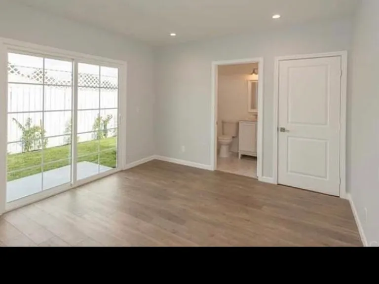 7454 Lemp Ave — Photo 6