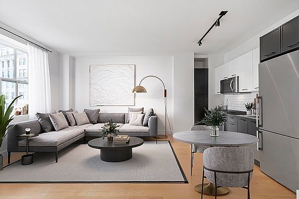 1st image of 67 Wall St APT 11M