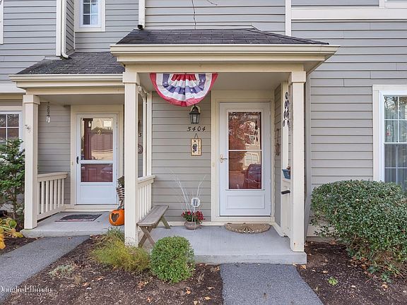 4th image of 5404 Applewood Cir