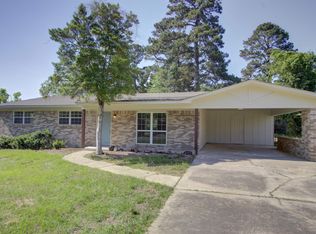 97 Elmwood Rd, Texarkana, TX 75501