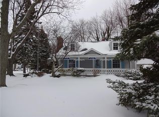 333 Hedstrom Dr, Amherst, NY 14226