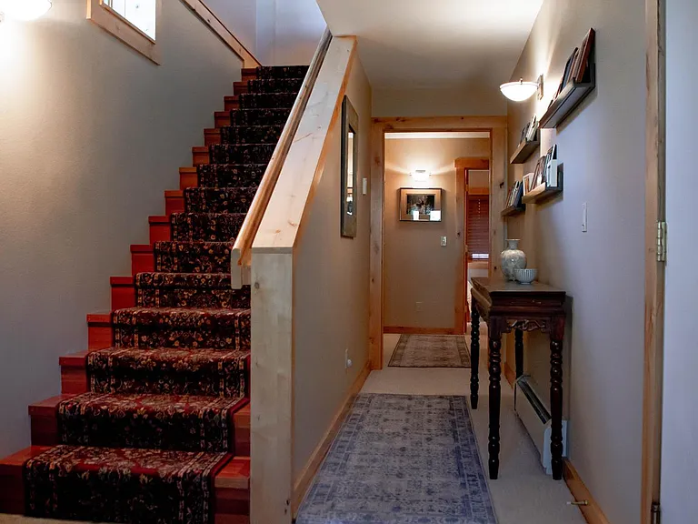 654 Hillside Dr — Photo 19