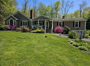 27 Wilson Dr, Oxford, CT 06478