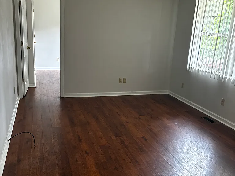 1421 McMillan St — Photo 7