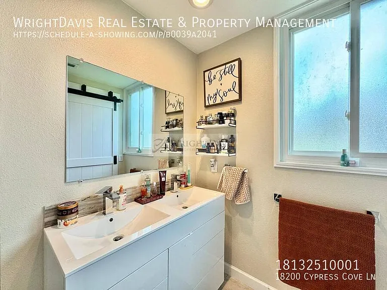 18200 Cypress Cove Ln — Photo 31