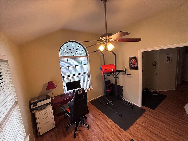 1316 Mesquite Rd — Photo 19