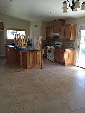 3rd image of 431 El Nido St
