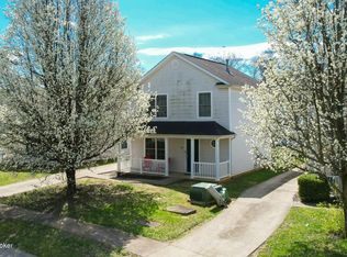 6537 Hunters Chase Ln, Louisville, KY