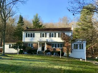 4 Palma Rd, Somers, NY 10589