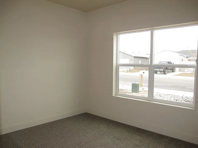 431 San Juan St — Photo 12