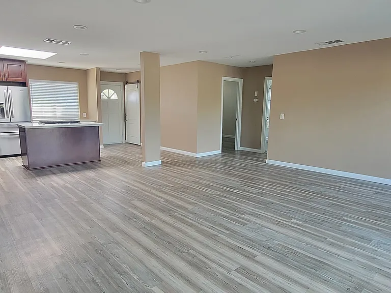 9738 Sherm Cir — Photo 3