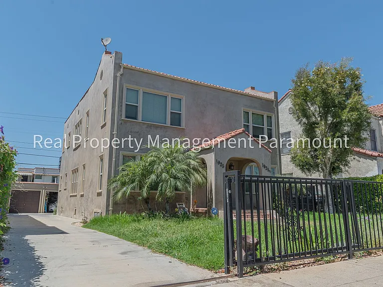 1925 South Harcourt Avenue, — Photo 26