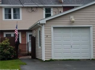19 Blue Hl W, Bangor, ME 04401