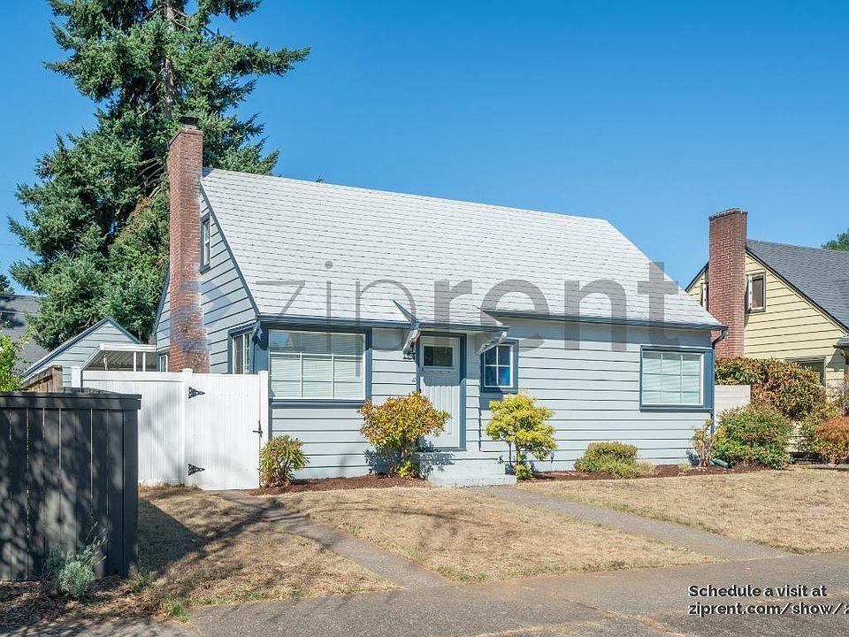 1st image of 104 E 38th St