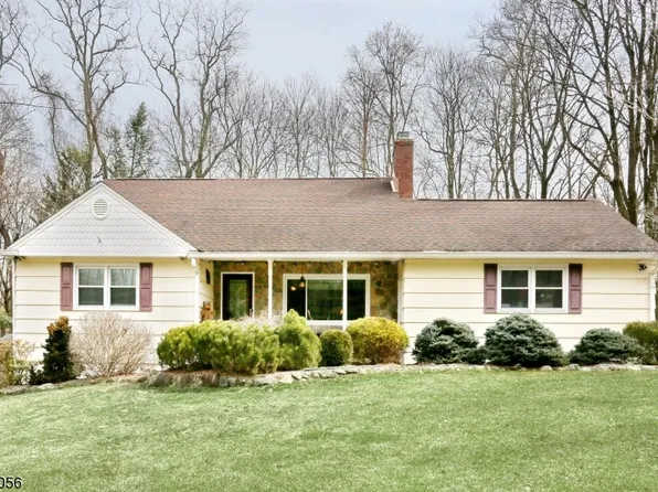 59 Long Hill Rd, Oakland Boro, NJ 07436