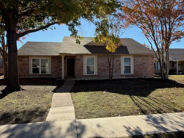 5724 Baker Dr, The Colony, TX 75056
