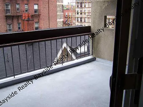 872 Massachusetts Ave Photo 1