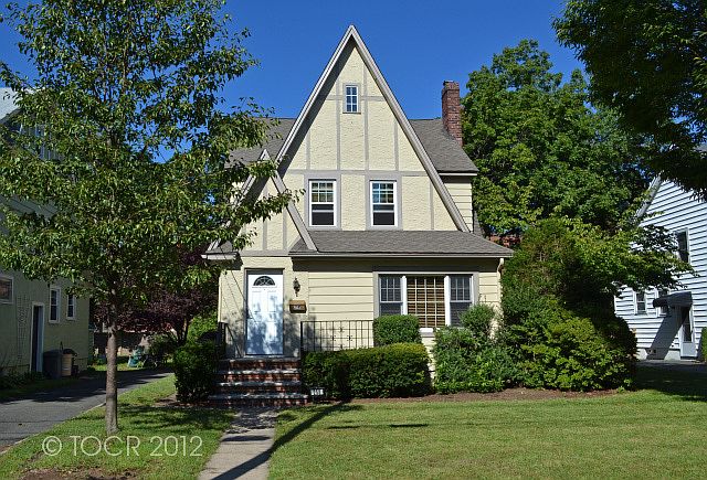 2nd image of 258 Steilen Ave