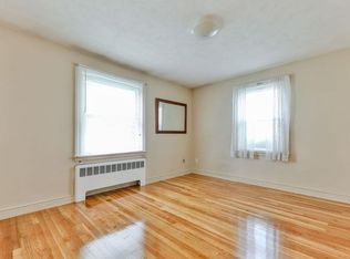 60 Calvary St #1, Waltham, MA 02453