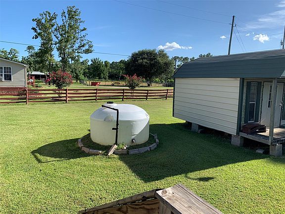 5th image of 18504 Noyce Rd