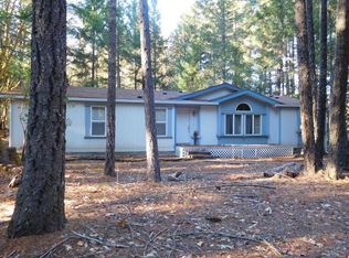 315 Shadywood Dr, Cave Junction, OR 97523